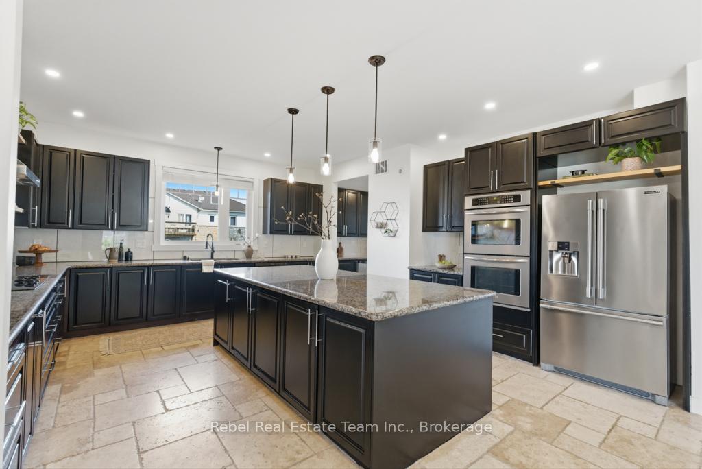 Photo 13 of 190 Lakeshore Road, Brighton, Rural Brighton — HOMEH