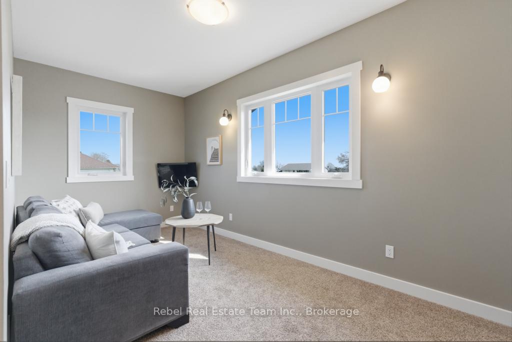 Photo 20 of 190 Lakeshore Road, Brighton, Rural Brighton — HOMEH