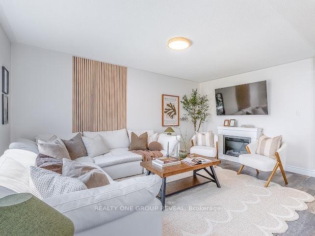 Photo 9 of 6 Steinway Drive, Scugog, Port Perry — HOMEH