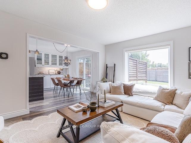 Photo 10 of 6 Steinway Drive, Scugog, Port Perry — HOMEH