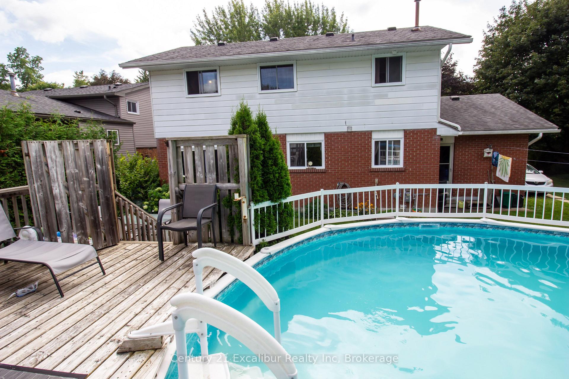 Photo 12 of 6 Braeside Road, Centre Wellington, Fergus — HOMEH