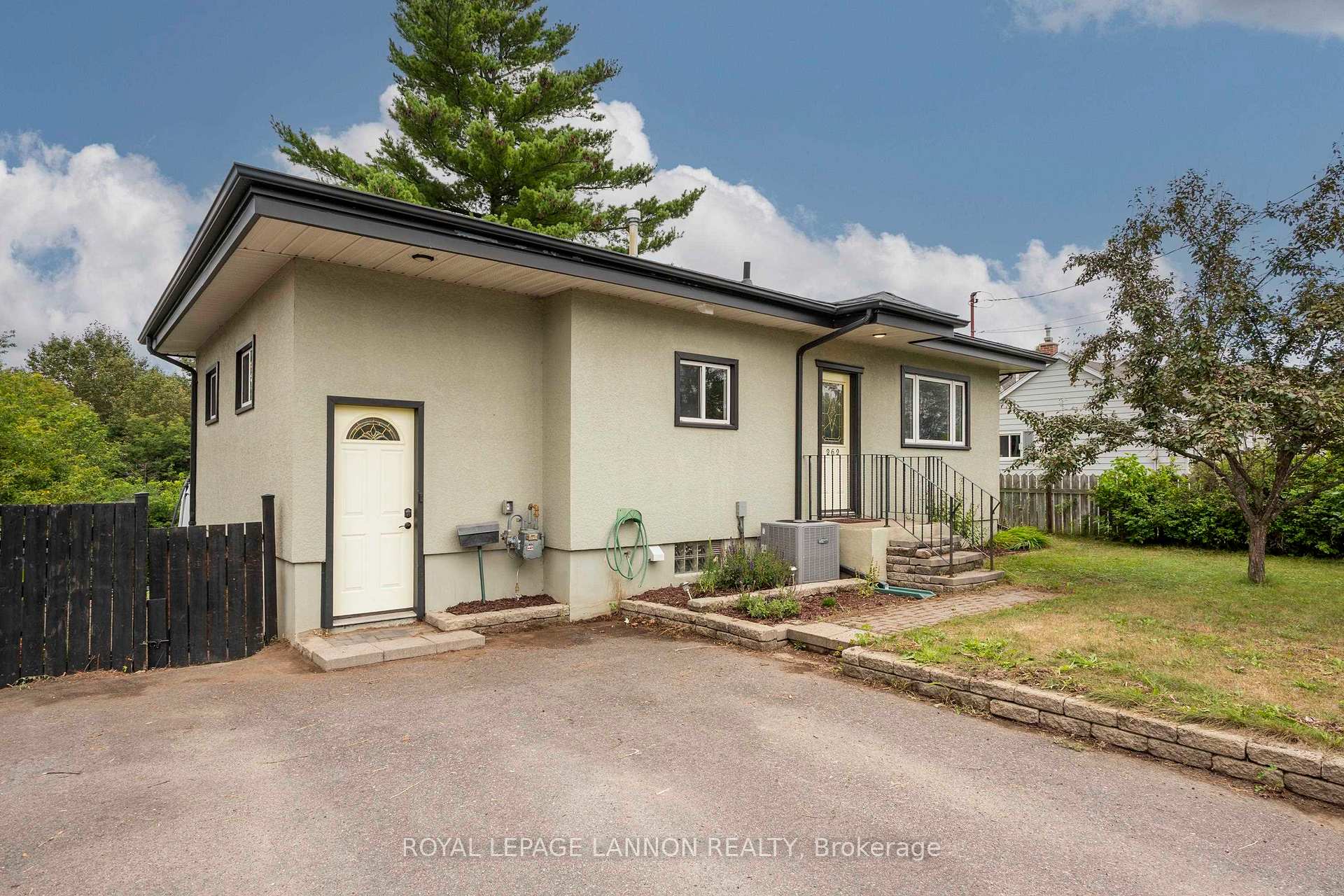 Photo 1 of 262 Theresa Street, Thunder Bay, Shuniah — HOMEH