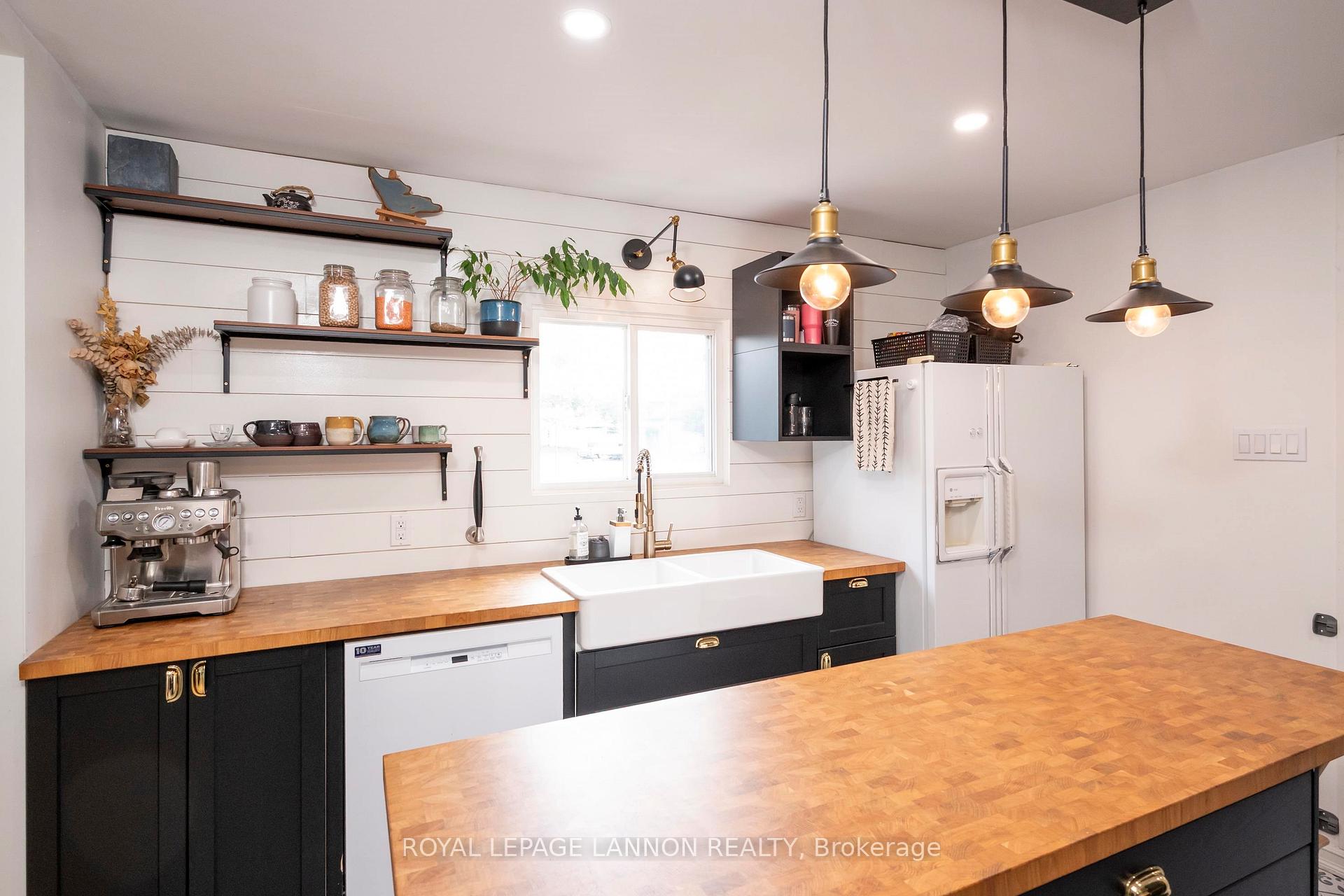 Photo 10 of 262 Theresa Street, Thunder Bay, Shuniah — HOMEH