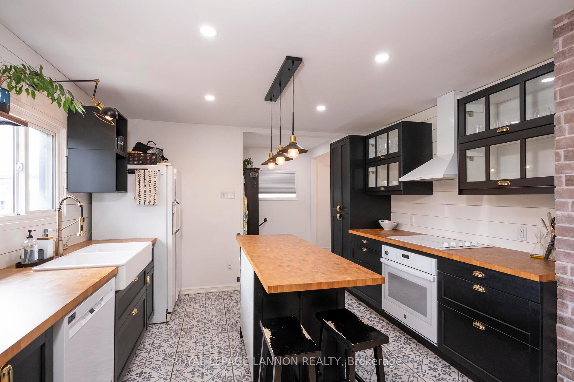 Photo 14 of 262 Theresa Street, Thunder Bay, Shuniah — HOMEH