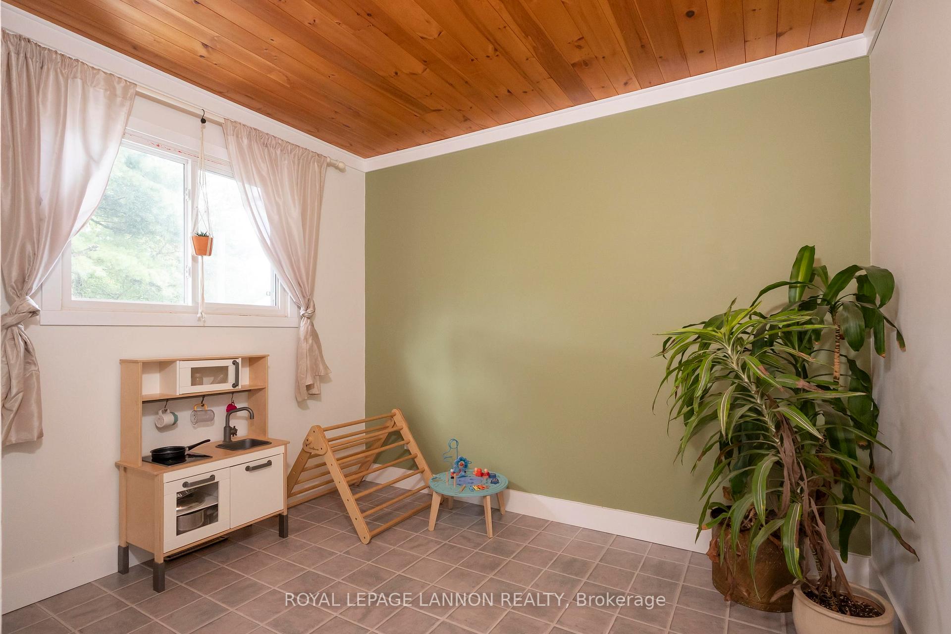 Photo 30 of 262 Theresa Street, Thunder Bay, Shuniah — HOMEH