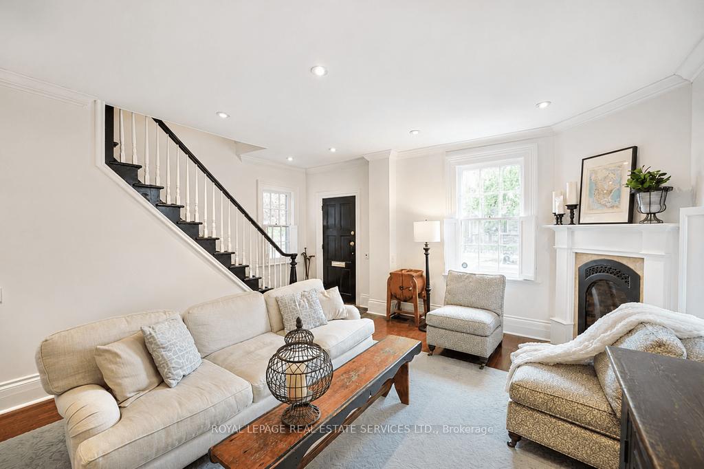 Photo 3 of 124 Chisholm Street, Oakville, Central — HOMEH