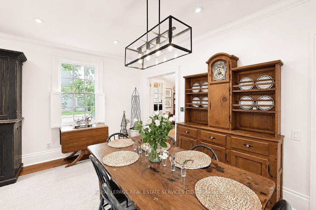 Photo 9 of 124 Chisholm Street, Oakville, Central — HOMEH