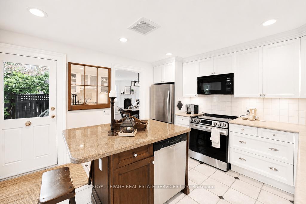 Photo 23 of 124 Chisholm Street, Oakville, Central — HOMEH