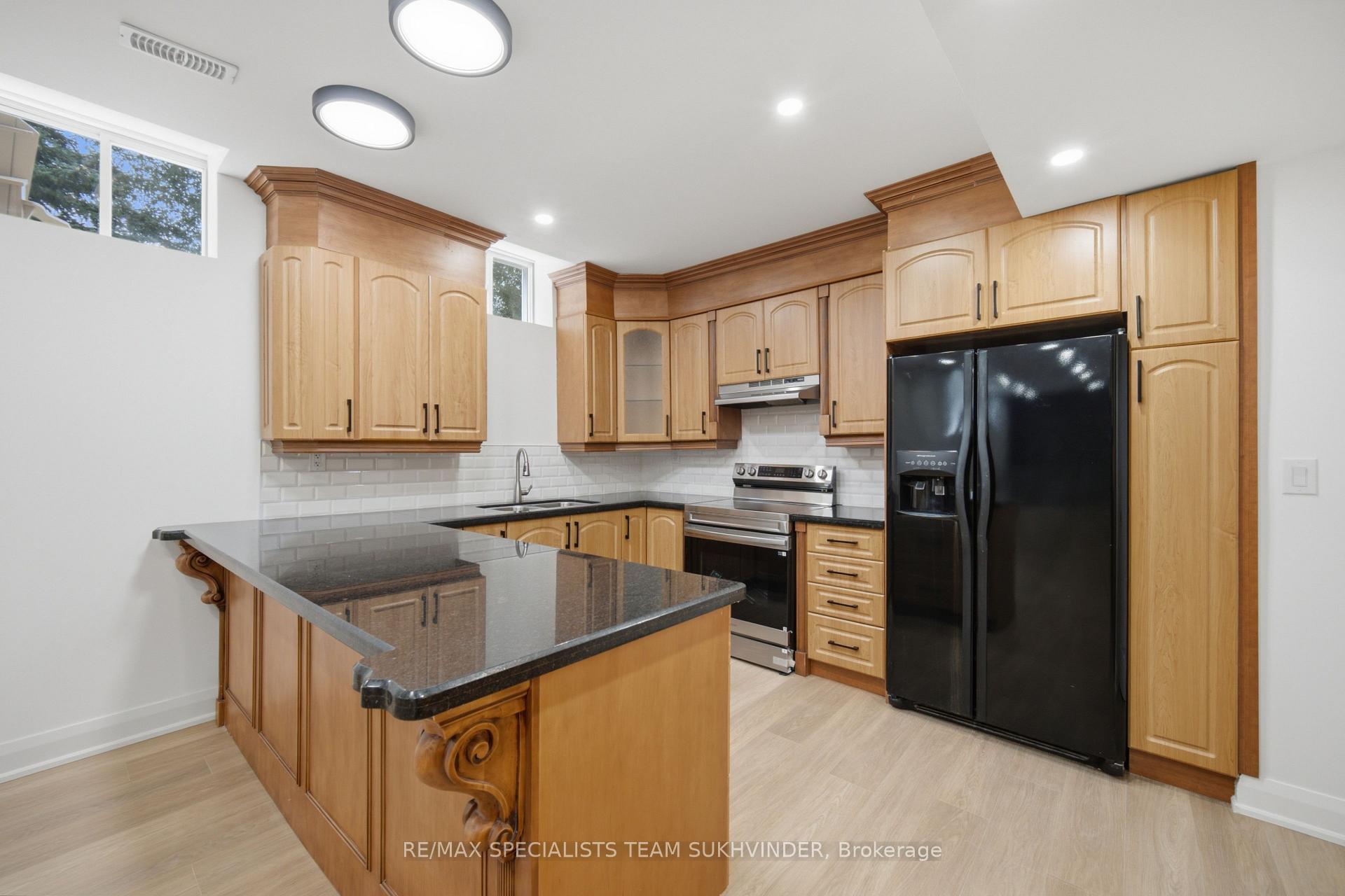 Photo 31 of 31 Linstock Drive, Brampton, Vales of Castlemore — HOMEH