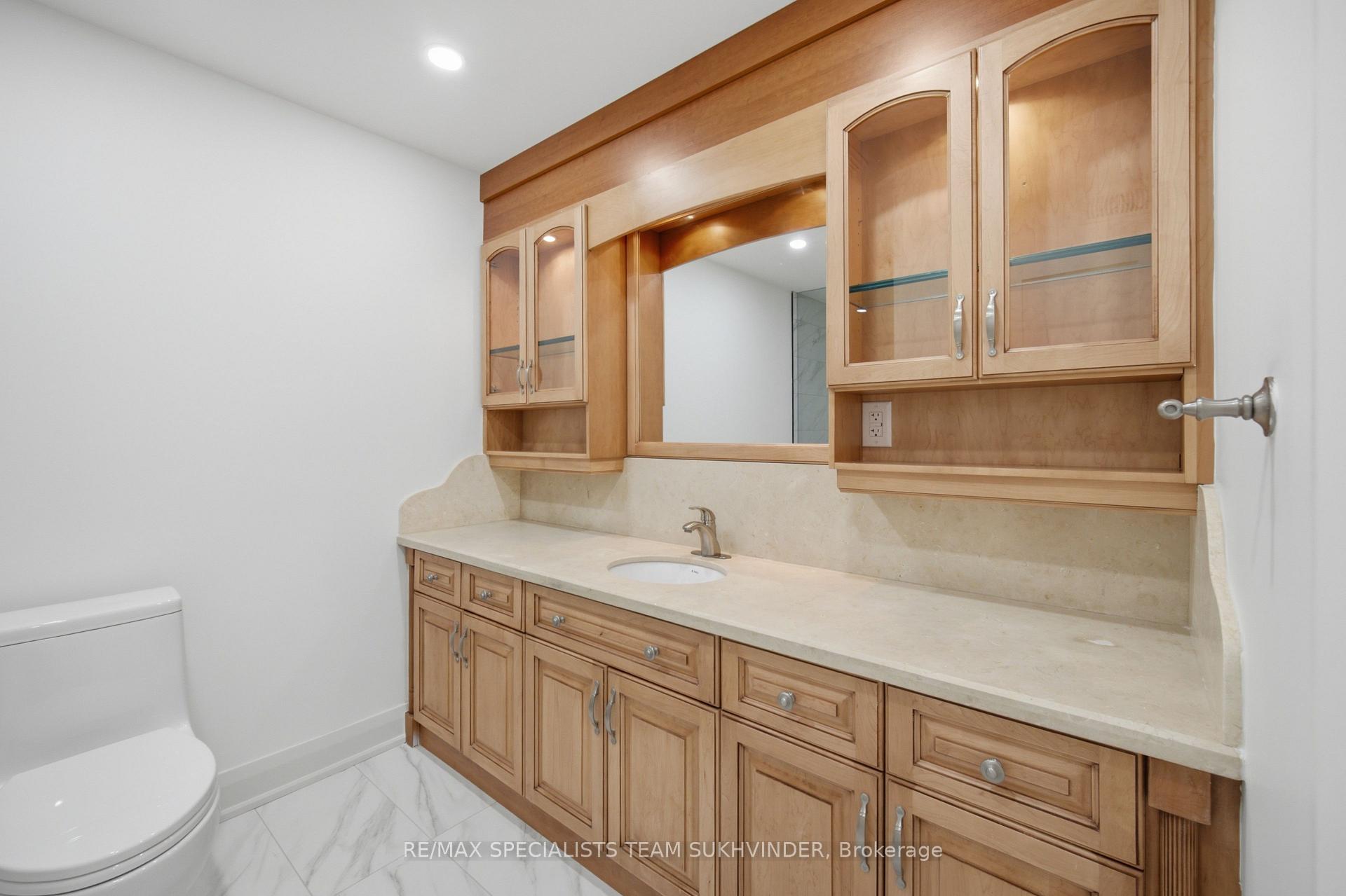 Photo 36 of 31 Linstock Drive, Brampton, Vales of Castlemore — HOMEH