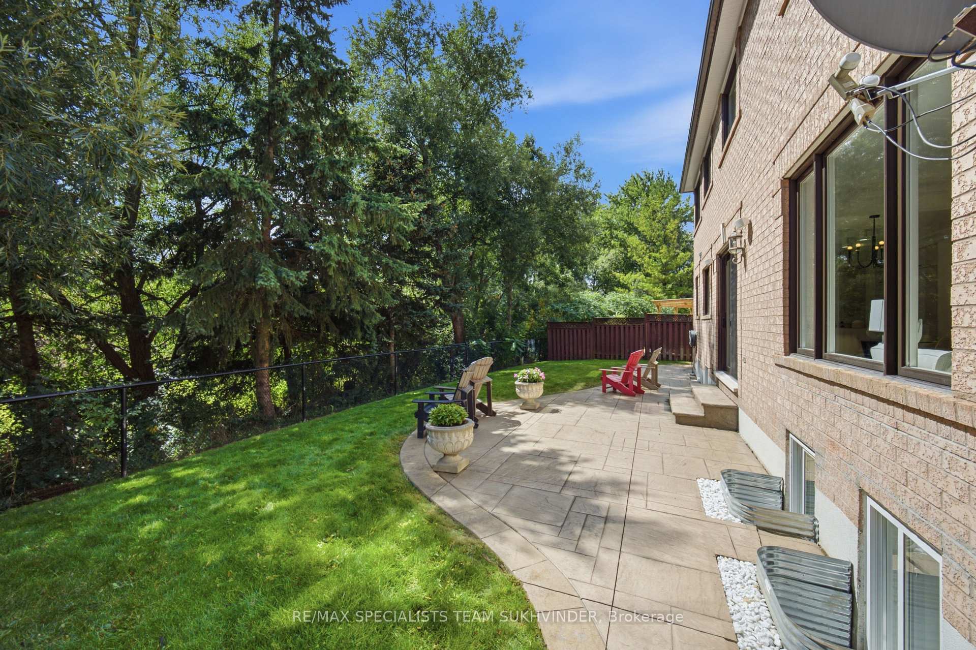 Photo 40 of 31 Linstock Drive, Brampton, Vales of Castlemore — HOMEH