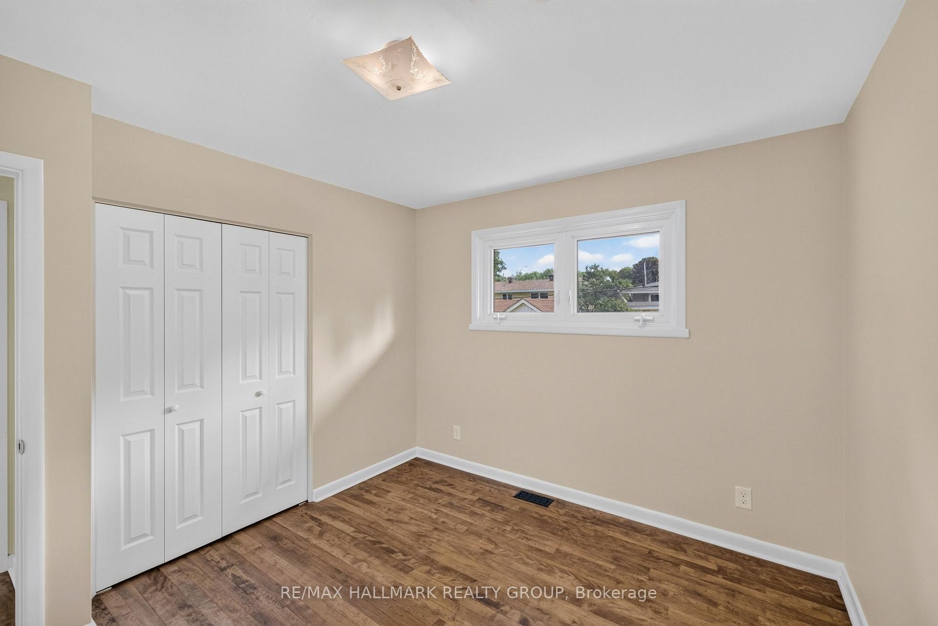 Photo 15 of 1143 Gateway Road, Ottawa, Parkway Park — HOMEH