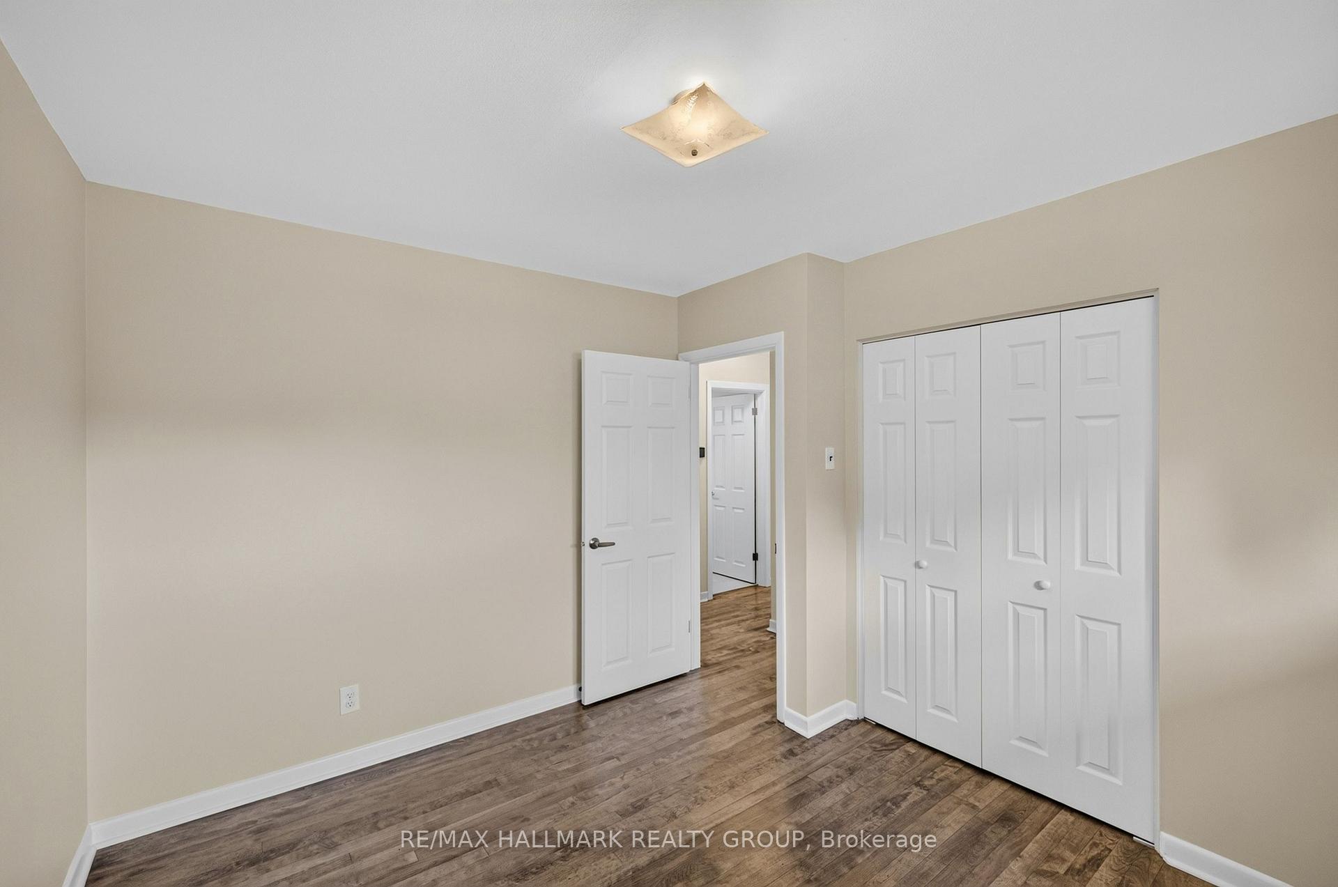 Photo 17 of 1143 Gateway Road, Ottawa, Parkway Park — HOMEH