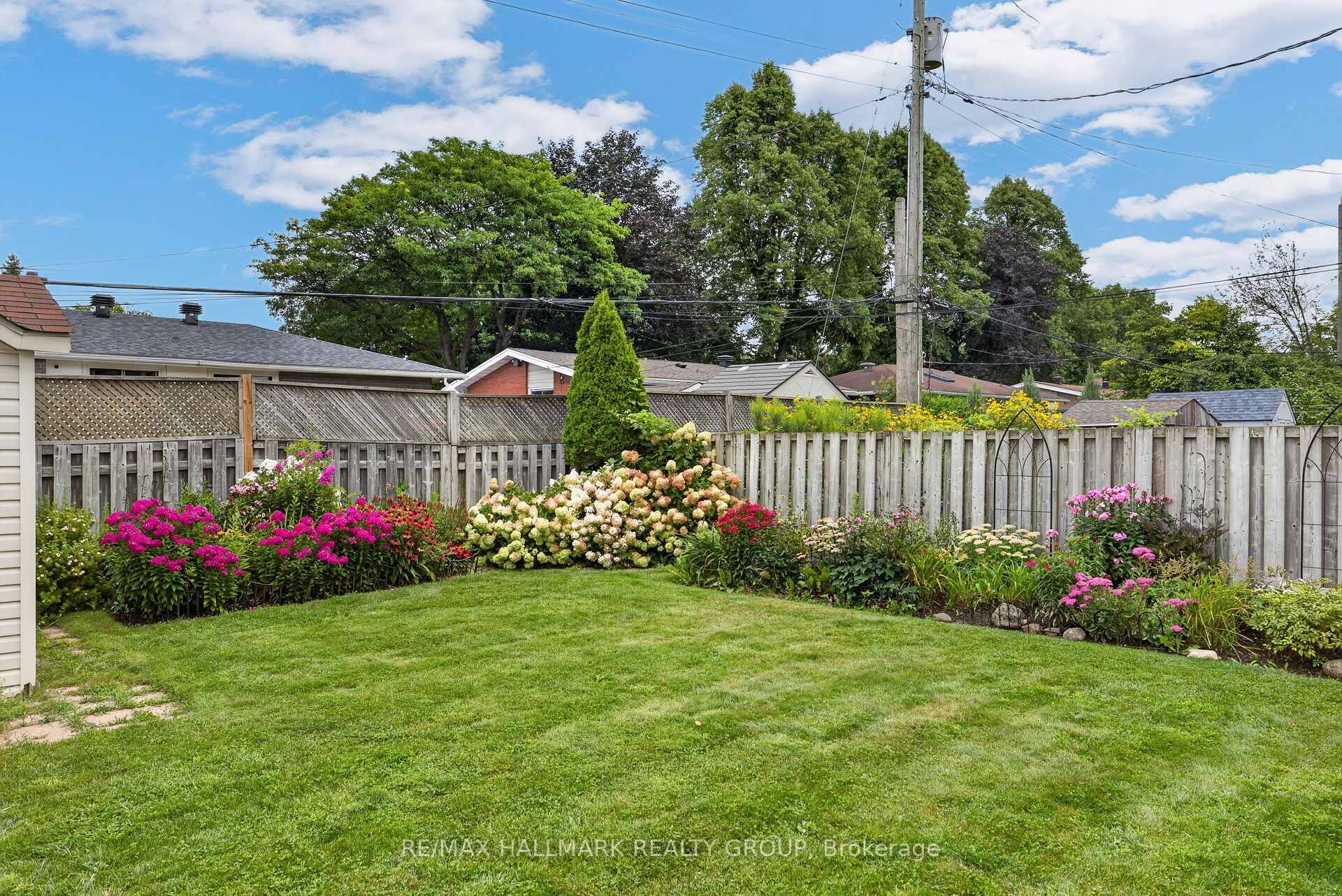 Photo 29 of 1143 Gateway Road, Ottawa, Parkway Park — HOMEH