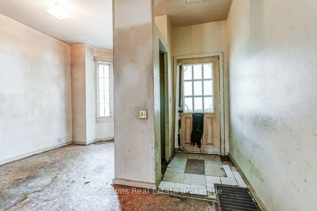 Photo 5 of 166 Munro Street, Toronto, South Riverdale — HOMEH