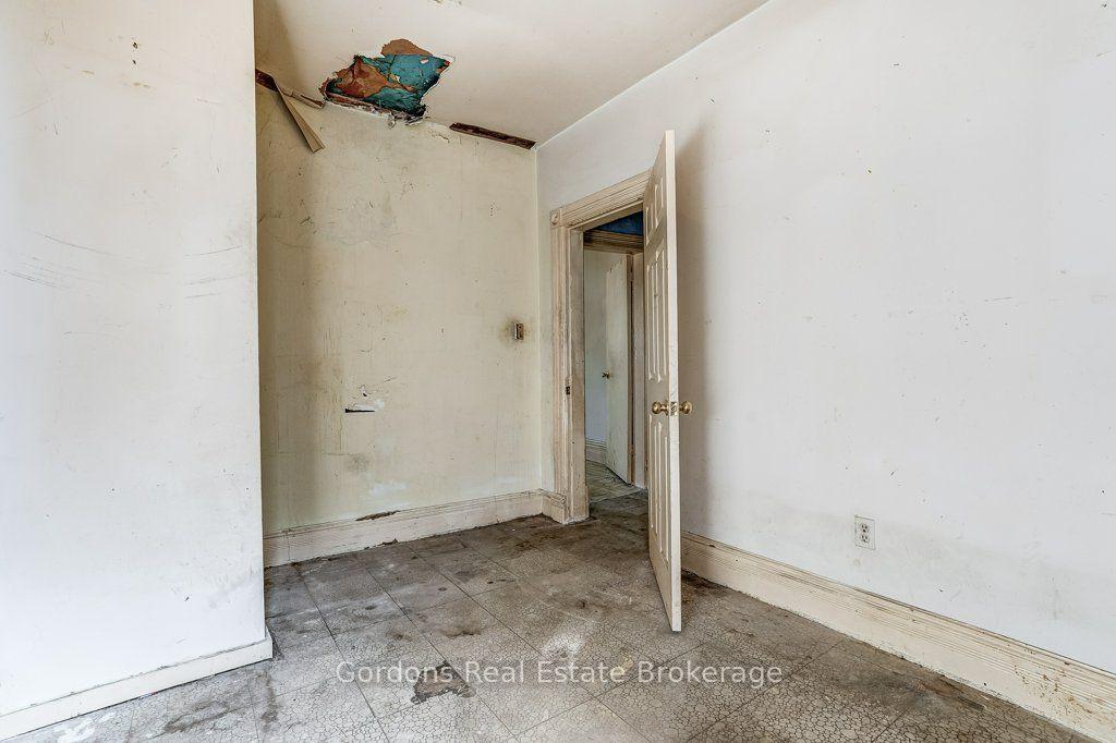 Photo 19 of 166 Munro Street, Toronto, South Riverdale — HOMEH