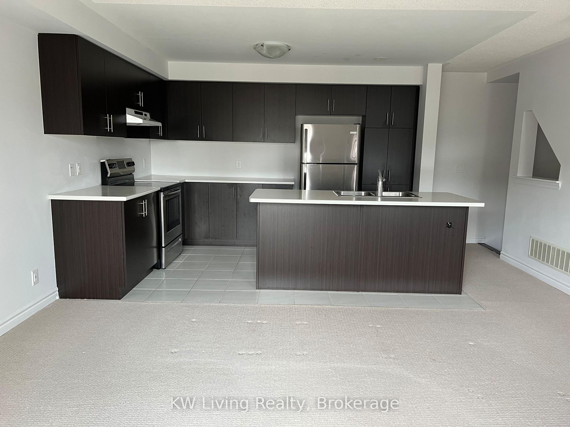 Photo 4 of 59 Tabaret Crescent, Oshawa, Windfields — HOMEH