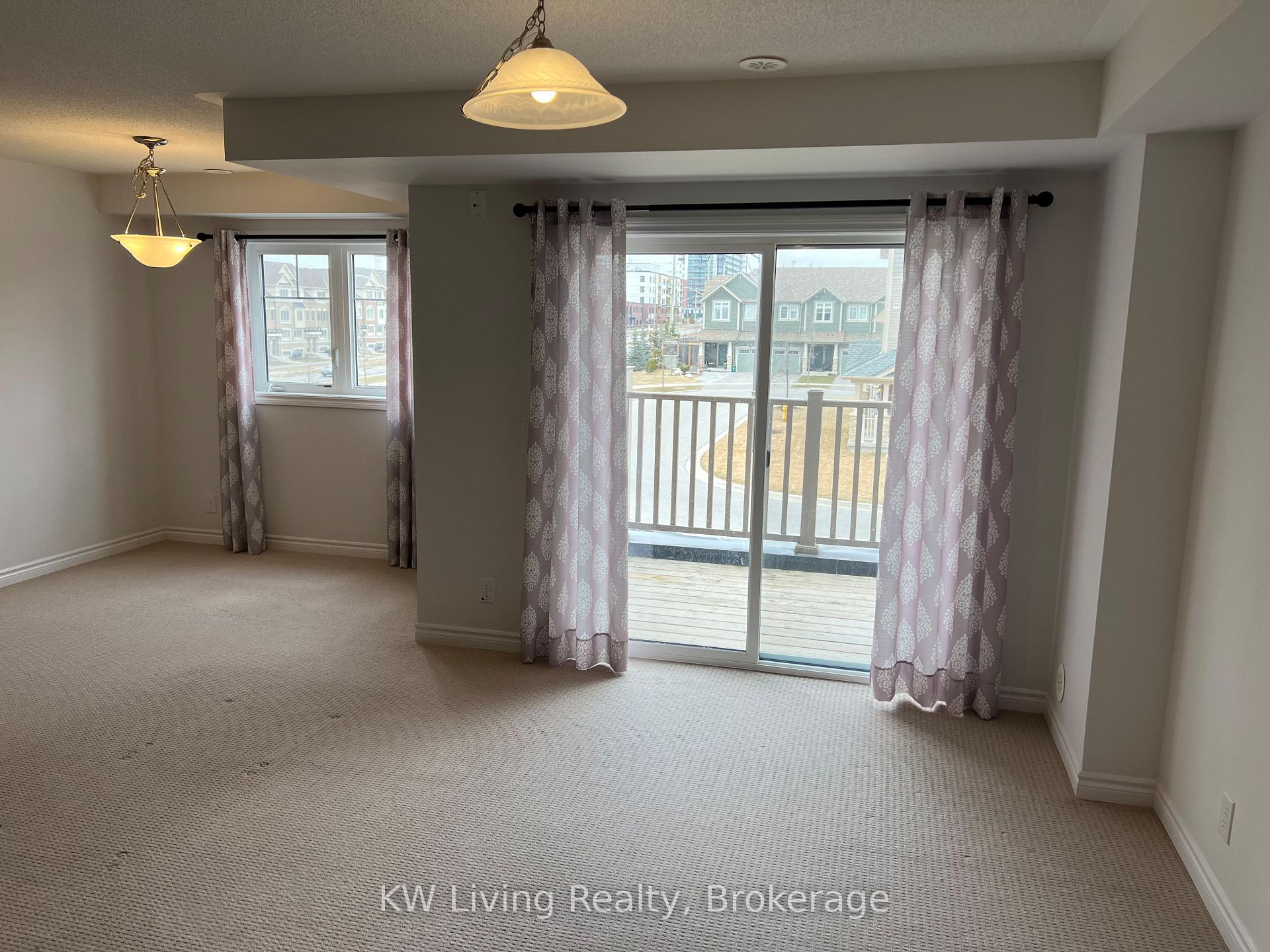 Photo 5 of 59 Tabaret Crescent, Oshawa, Windfields — HOMEH