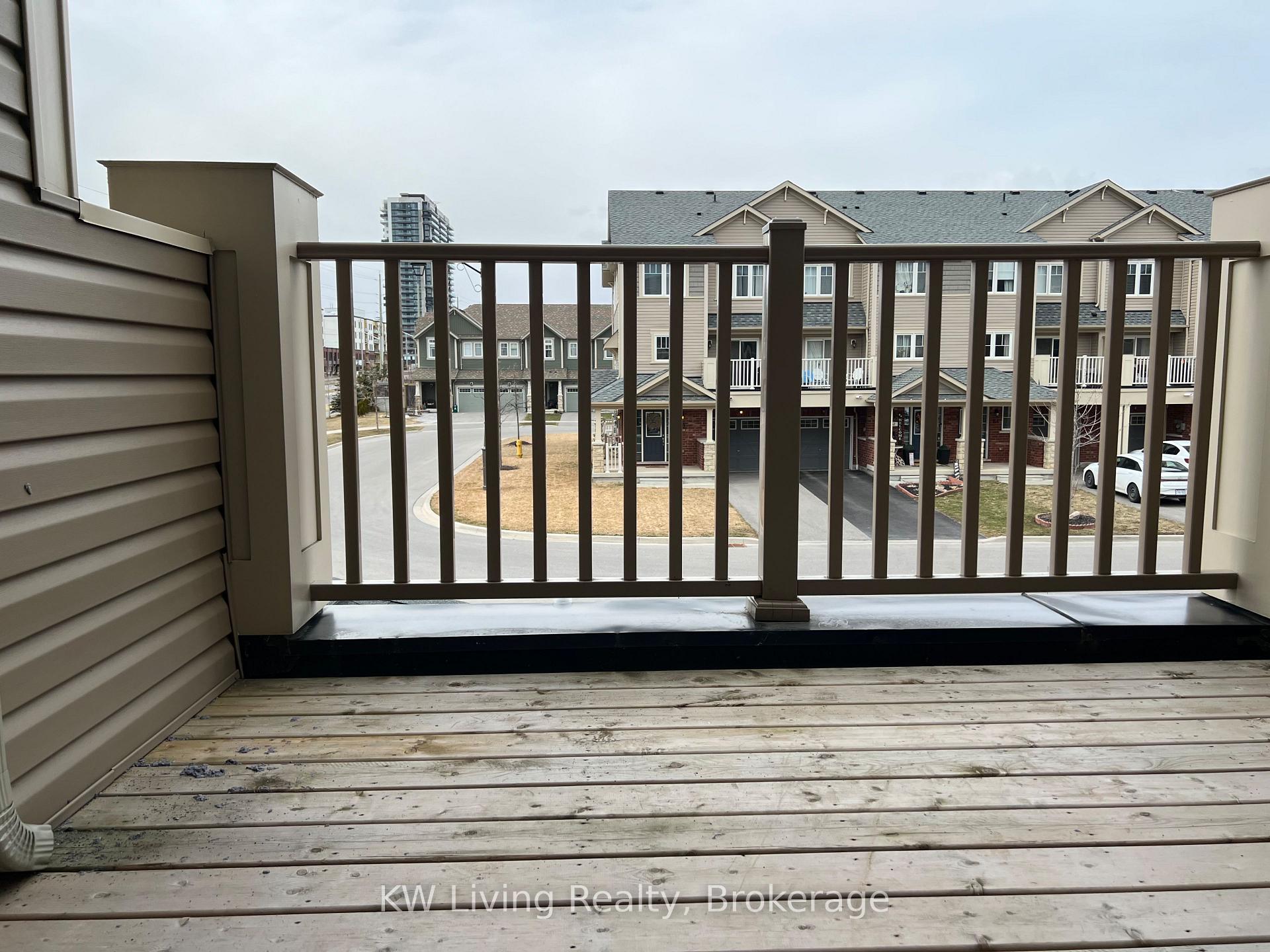 Photo 6 of 59 Tabaret Crescent, Oshawa, Windfields — HOMEH