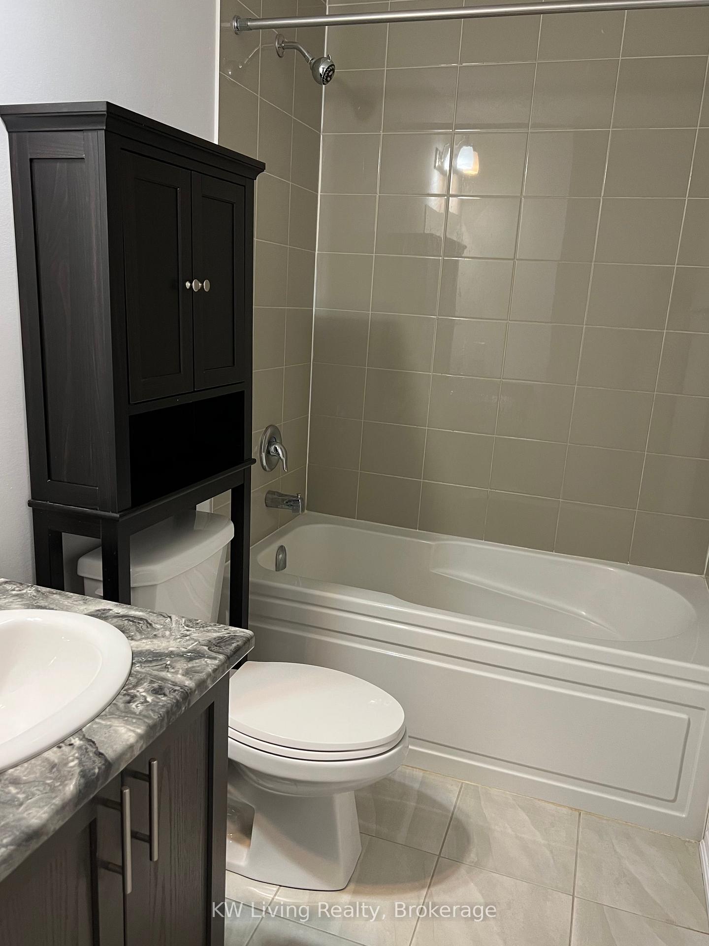 Photo 8 of 59 Tabaret Crescent, Oshawa, Windfields — HOMEH