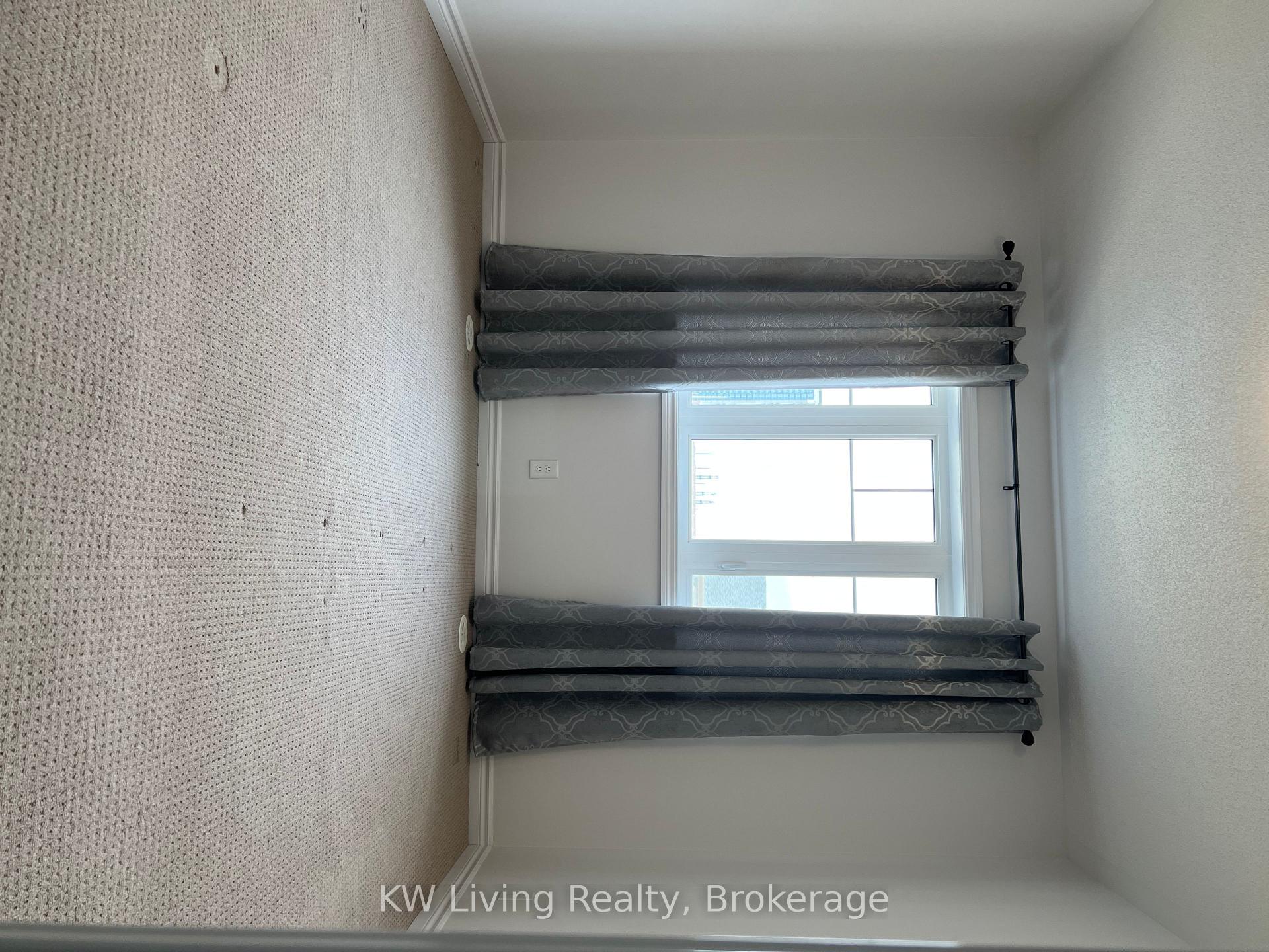 Photo 10 of 59 Tabaret Crescent, Oshawa, Windfields — HOMEH