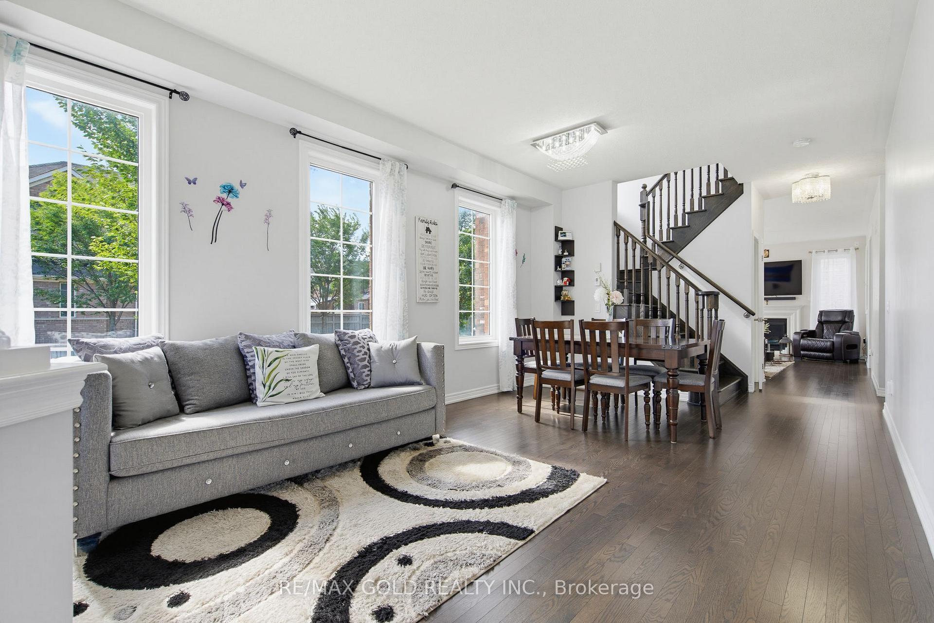 Photo 7 of 8 Zelda Road, Brampton, Sandringham-Wellington North — HOMEH