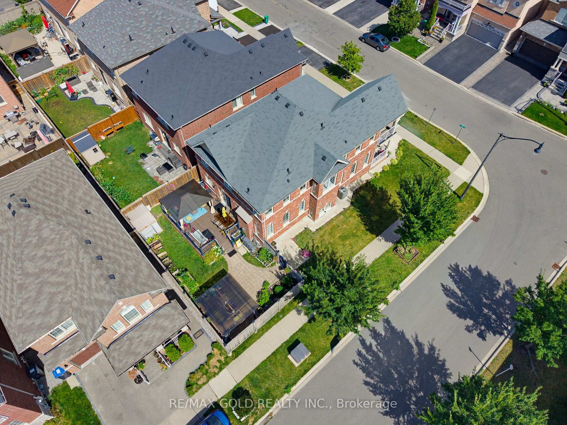 Photo 33 of 8 Zelda Road, Brampton, Sandringham-Wellington North — HOMEH