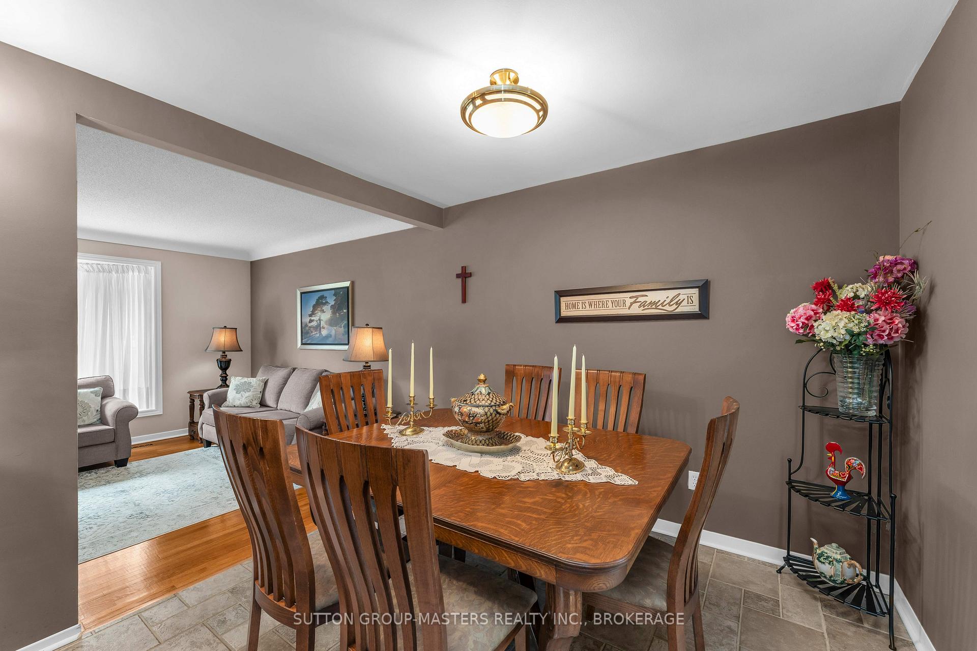 Photo 12 of 120 Liddell Crescent, Kingston, Polson Park — HOMEH