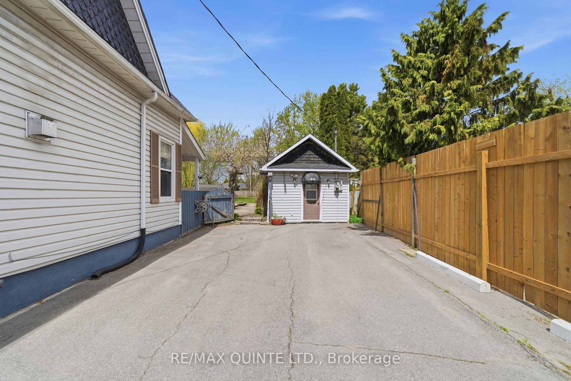 Photo 33 of 94 Dundas Street E, Belleville, Belleville Ward — HOMEH