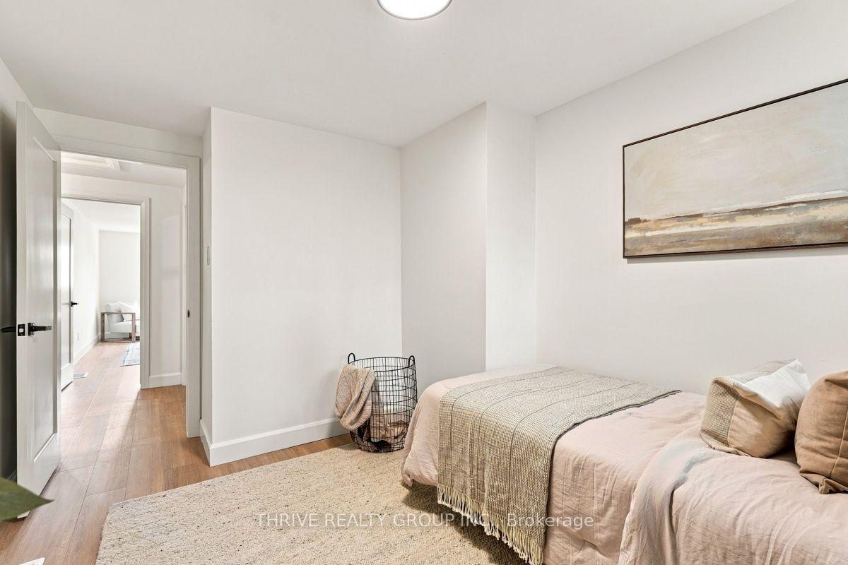 Photo 35 of Unit 8, 159 Sandringam Crescent, London, South R — HOMEH