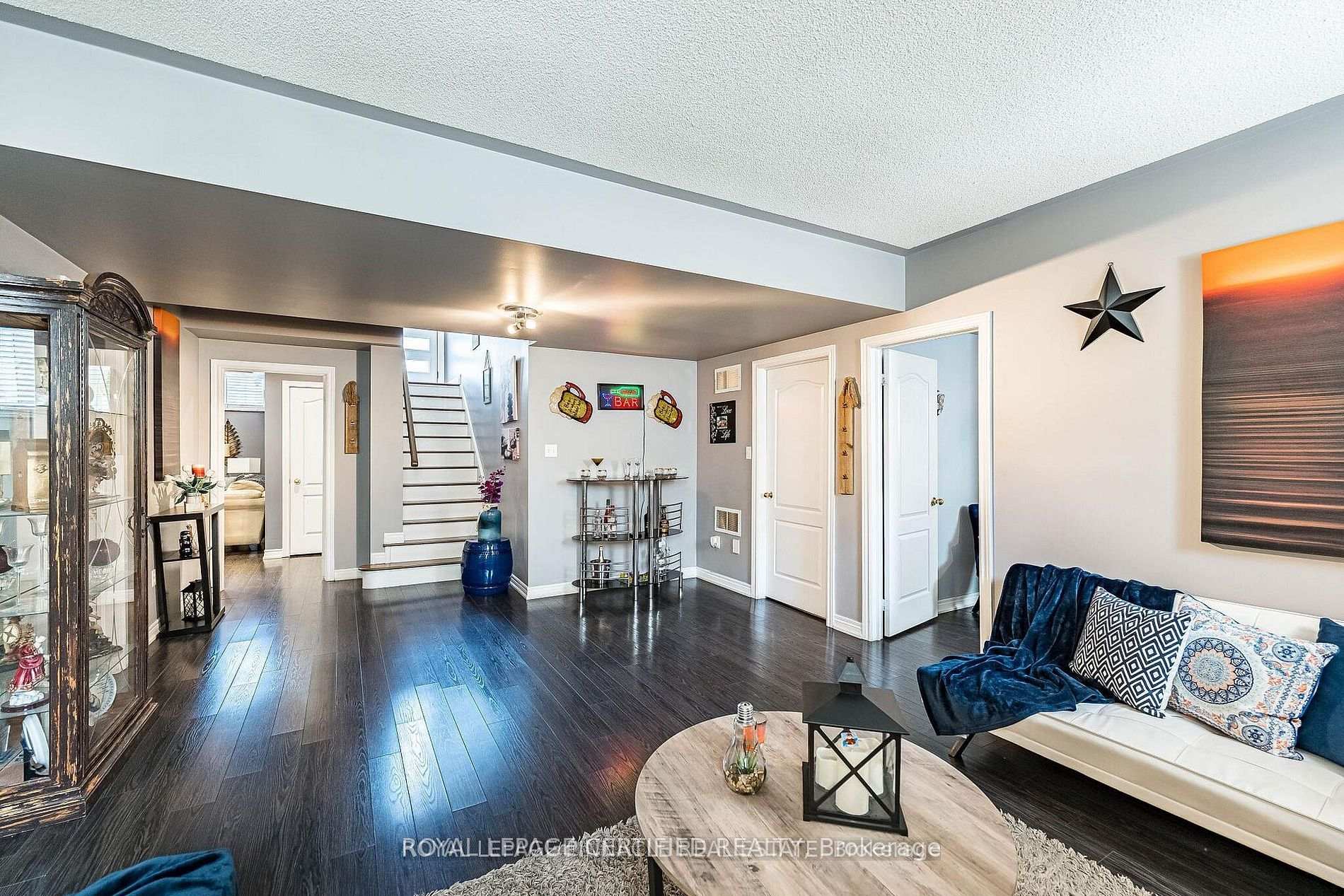 Photo 28 of 2368 Foxhole Circle, Oakville, Westmount — HOMEH