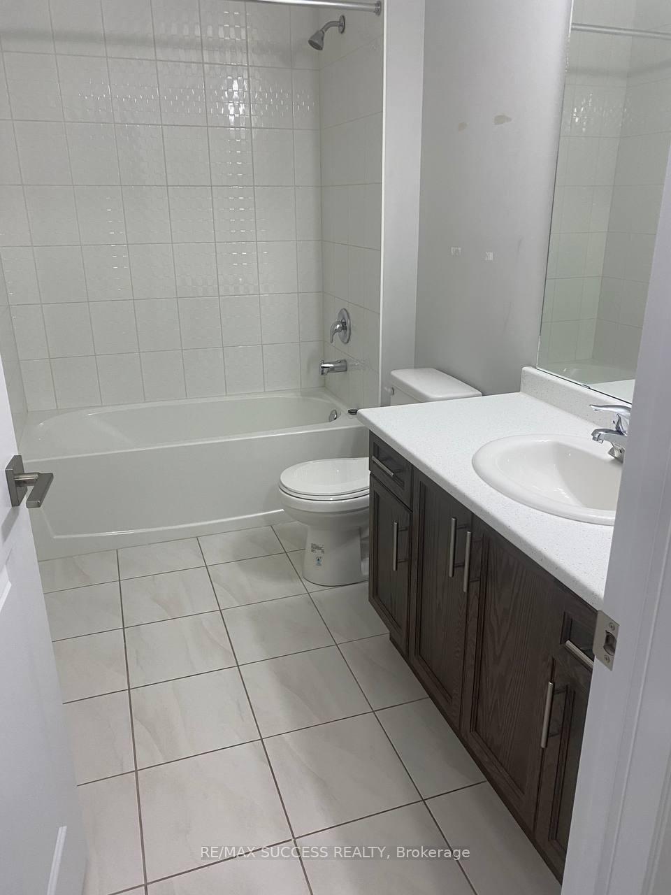 Photo 36 of Unit 38, 520 Grey Street, Brantford, Echo Place — HOMEH