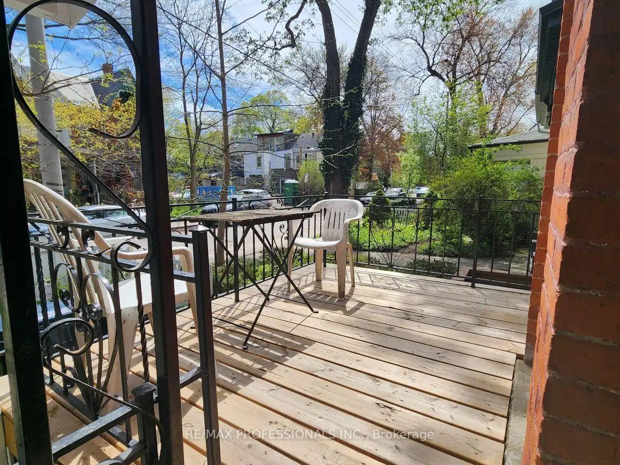 Photo 16 of Unit MAIN LEVEL, 150 Robert Street, Toronto, University — HOMEH