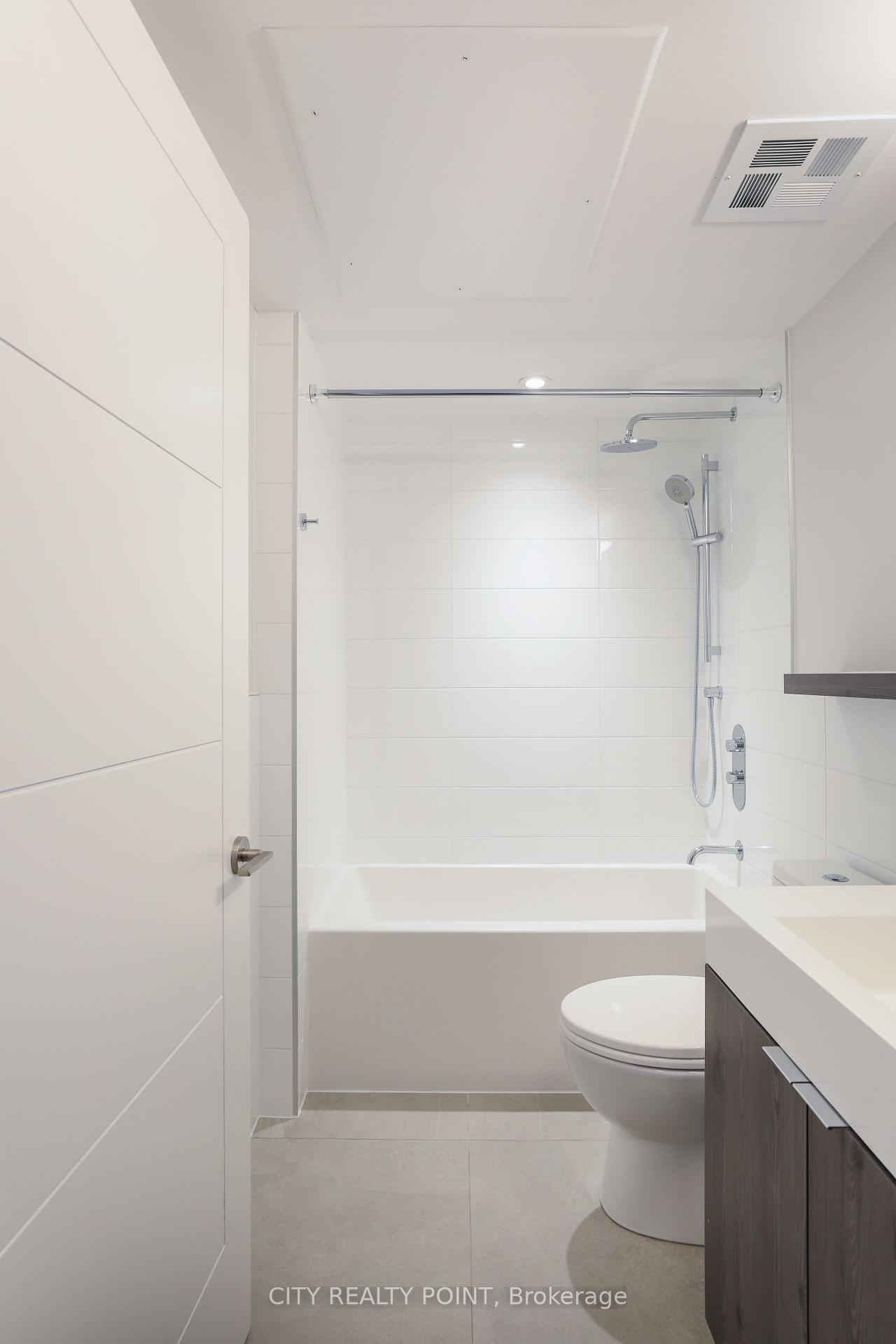 Photo 8 of Unit 1105, 2525 Bathurst Street, Toronto, Forest Hill North — HOMEH