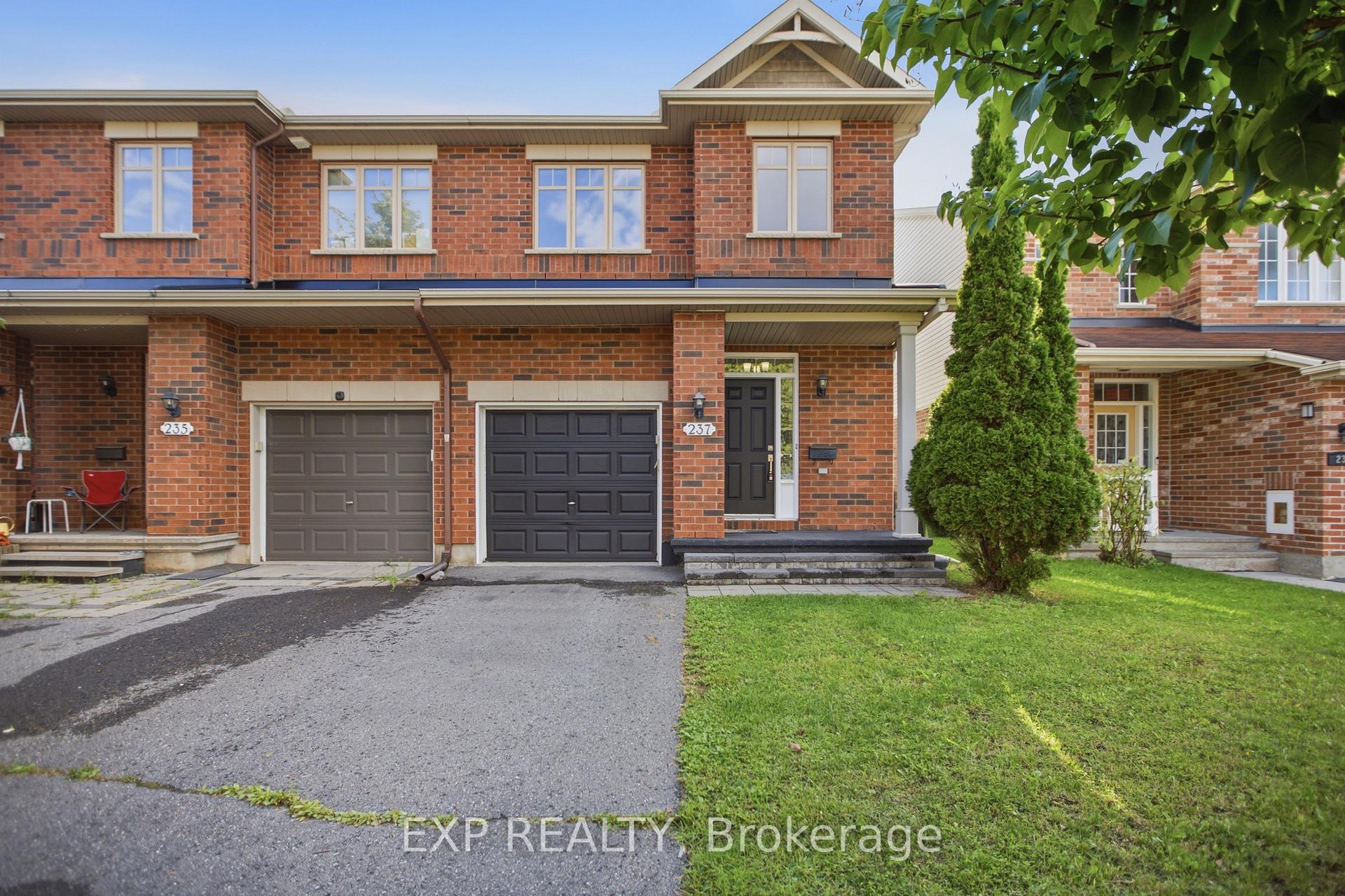 Photo 1 of 237 Eye Bright Crescent, Ottawa, Riverside South/Gloucester Glen — HOMEH