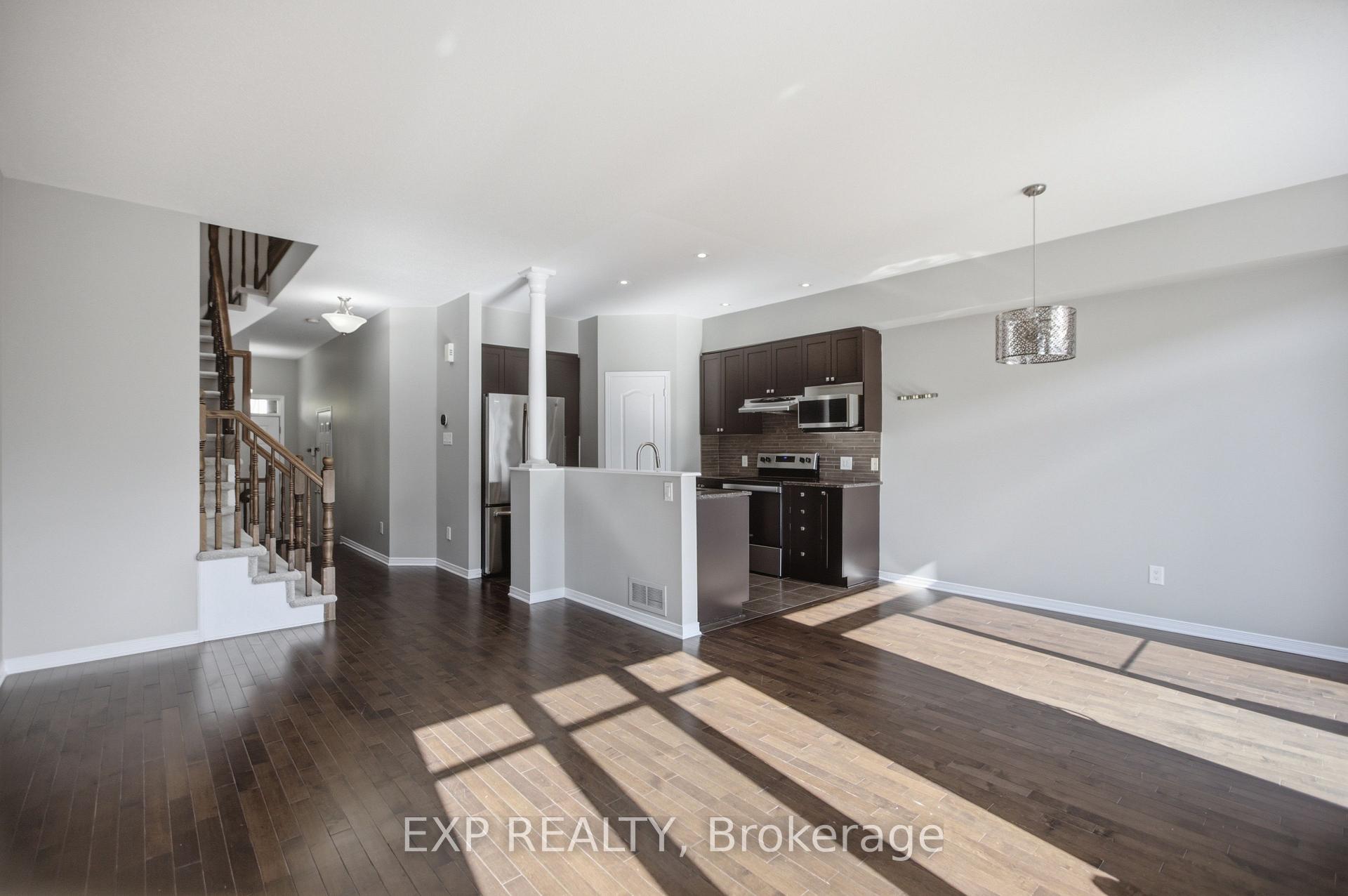 Photo 11 of 237 Eye Bright Crescent, Ottawa, Riverside South/Gloucester Glen — HOMEH
