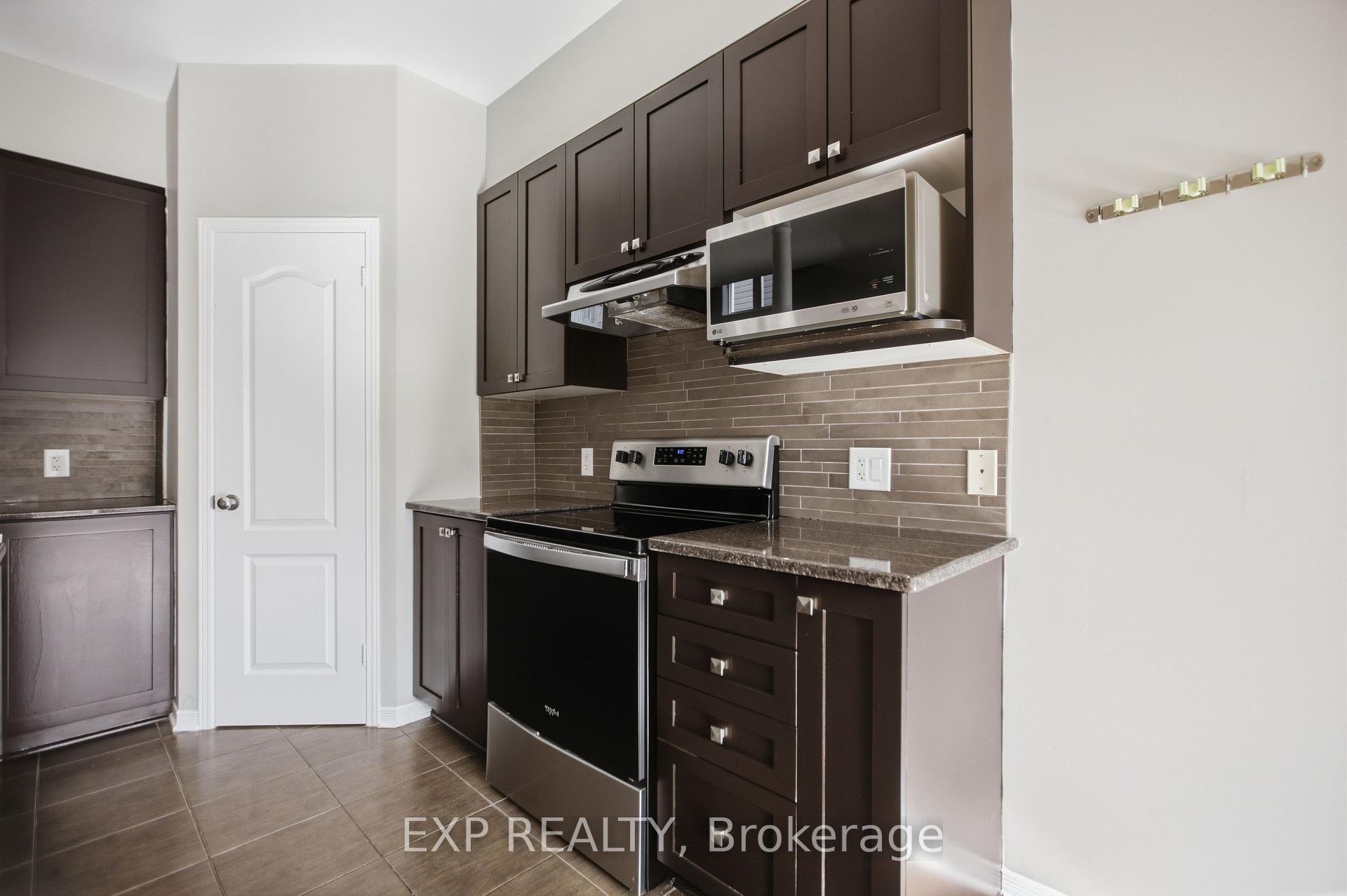 Photo 14 of 237 Eye Bright Crescent, Ottawa, Riverside South/Gloucester Glen — HOMEH