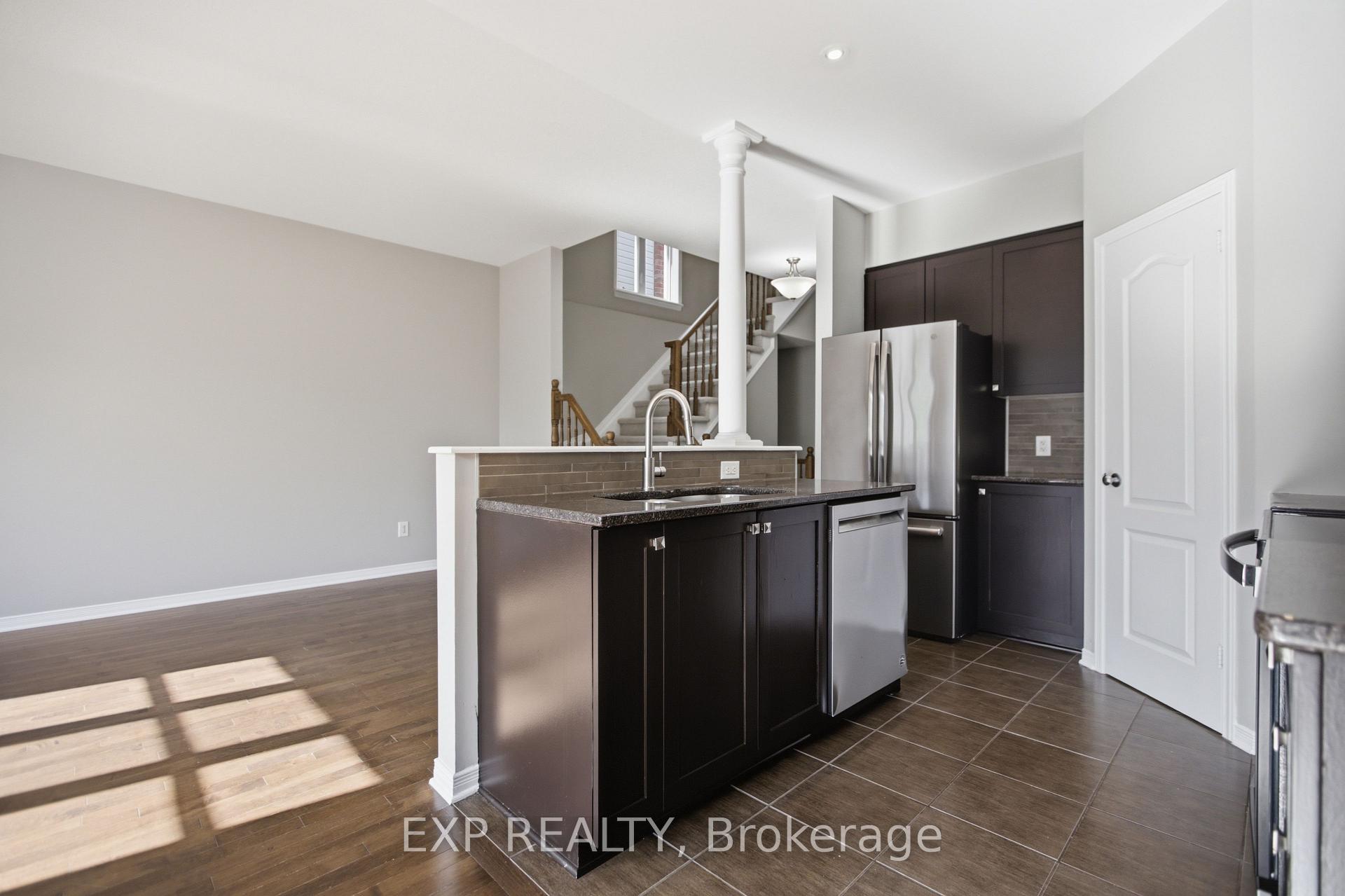 Photo 15 of 237 Eye Bright Crescent, Ottawa, Riverside South/Gloucester Glen — HOMEH