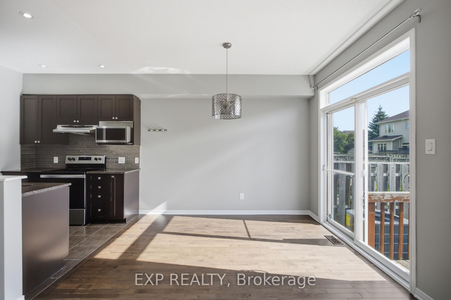 Photo 16 of 237 Eye Bright Crescent, Ottawa, Riverside South/Gloucester Glen — HOMEH