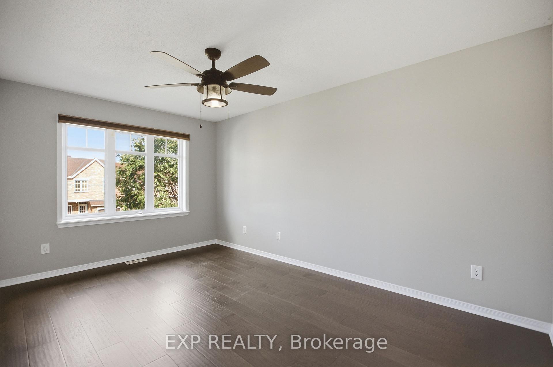 Photo 20 of 237 Eye Bright Crescent, Ottawa, Riverside South/Gloucester Glen — HOMEH