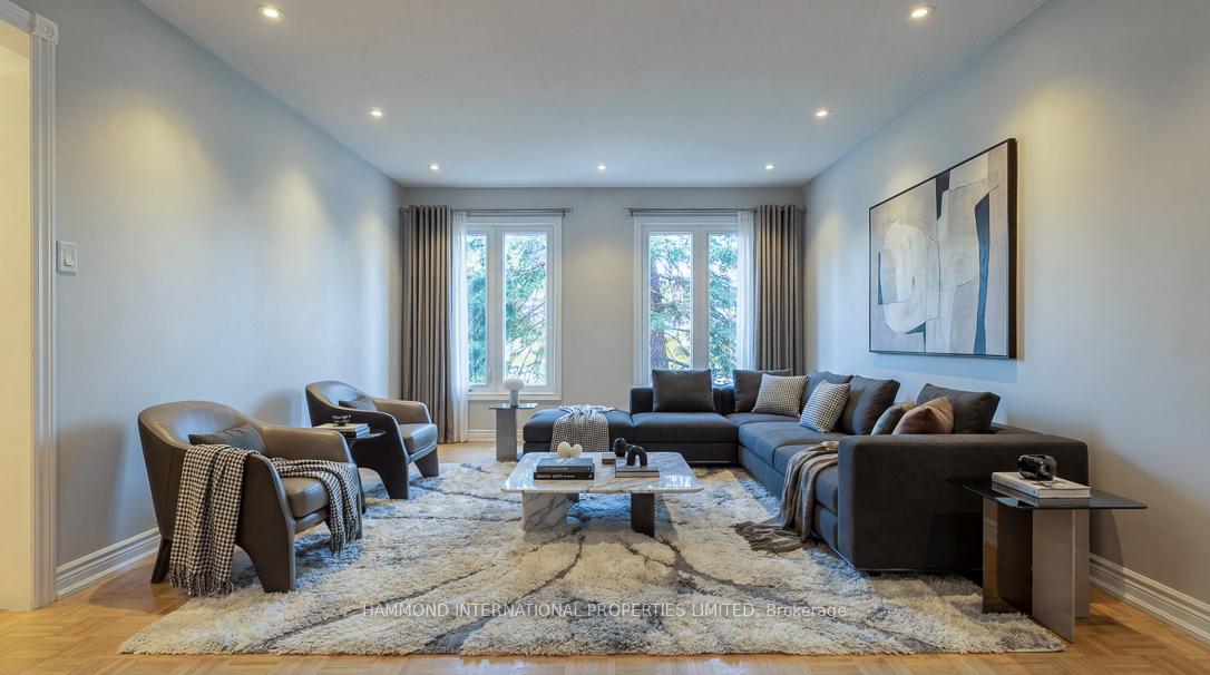 Photo 7 of 31 Vesta Drive, Richmond Hill, Bayview Hill — HOMEH