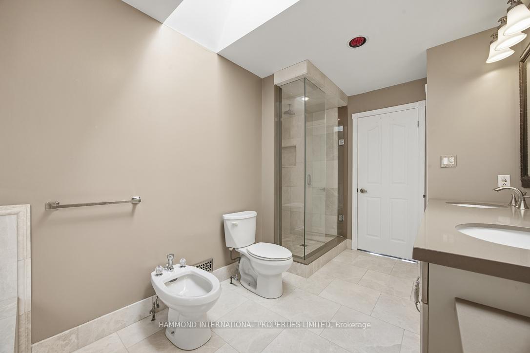 Photo 16 of 31 Vesta Drive, Richmond Hill, Bayview Hill — HOMEH