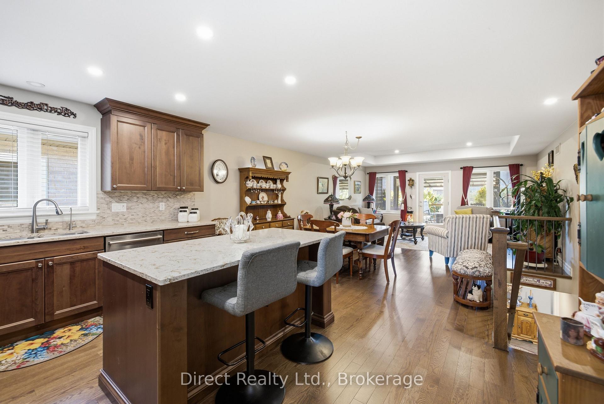 Photo 8 of 35 Hummingbird Drive, Belleville, Thurlow Ward — HOMEH