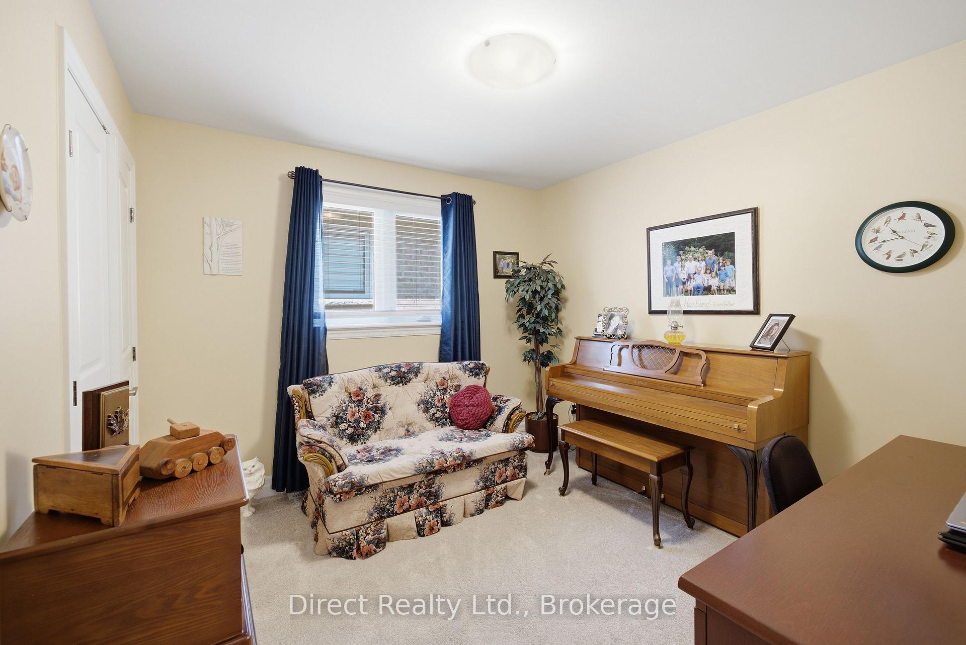 Photo 12 of 35 Hummingbird Drive, Belleville, Thurlow Ward — HOMEH