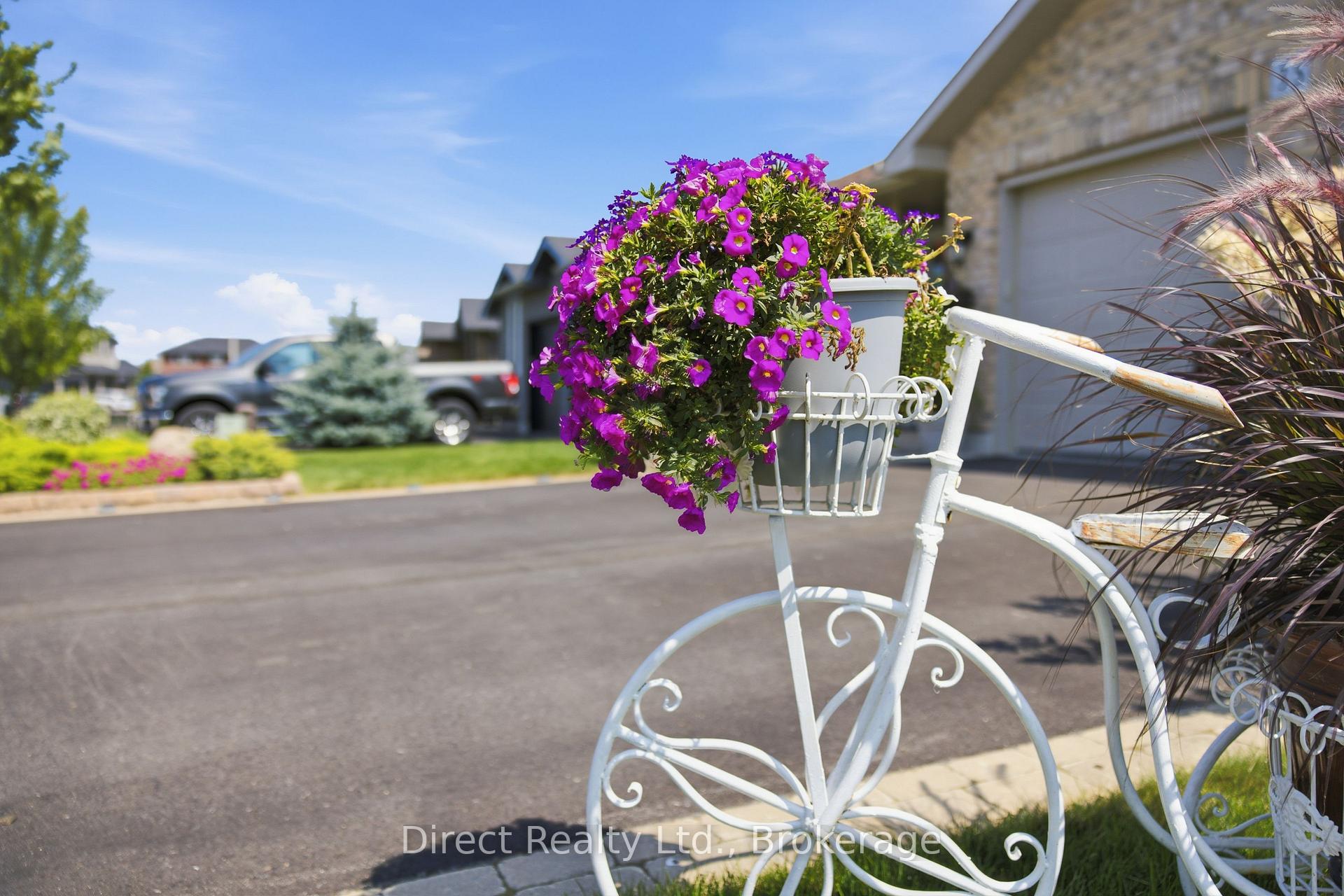 Photo 42 of 35 Hummingbird Drive, Belleville, Thurlow Ward — HOMEH