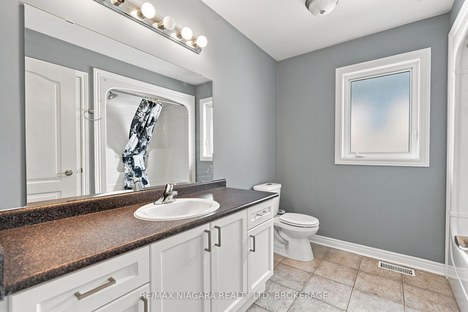 Photo 12 of 262 Draper's Street, Welland, Prince Charles — HOMEH