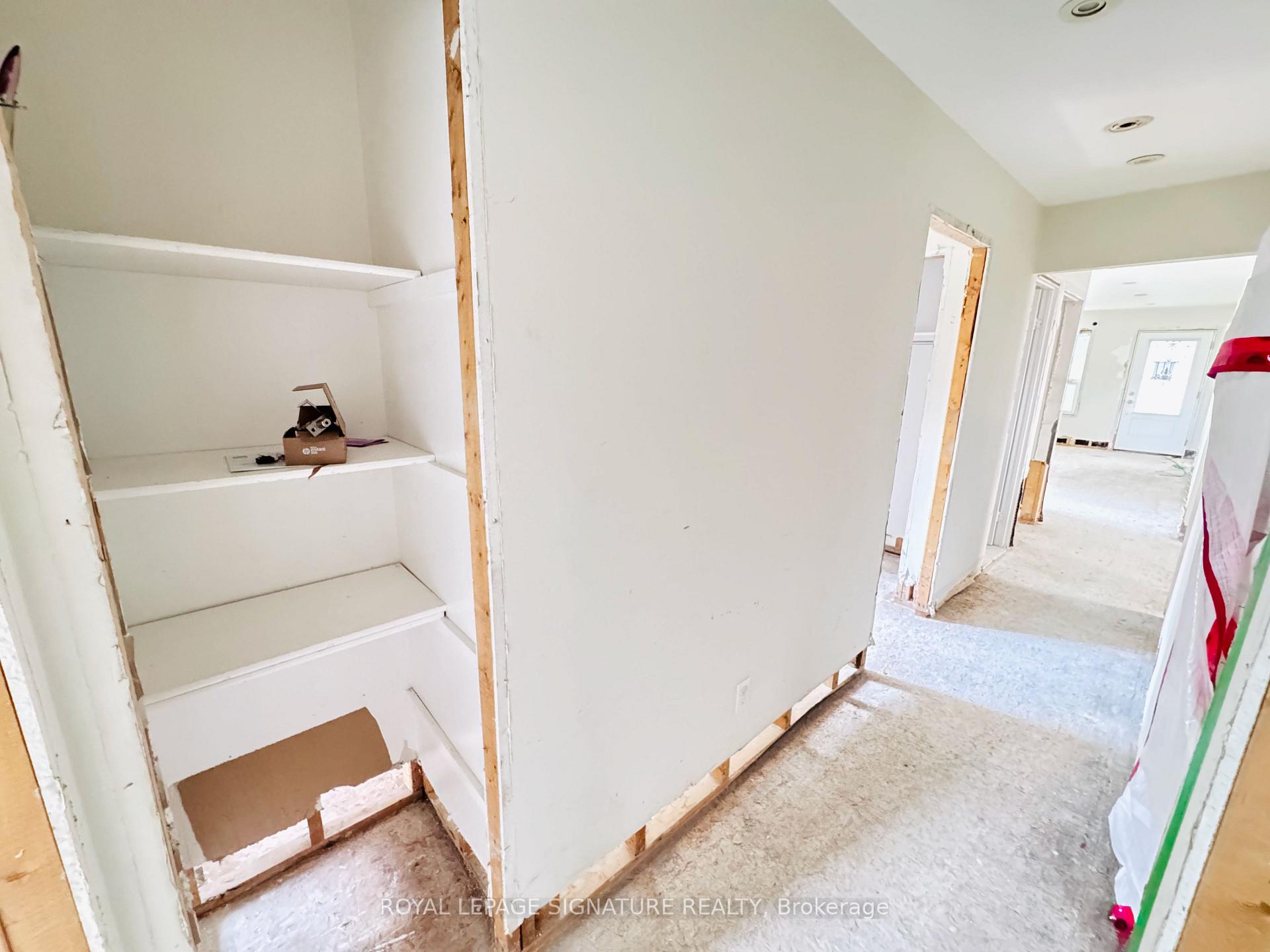 Photo 24 of 228 Martindale Crescent, Brampton, Bram West — HOMEH