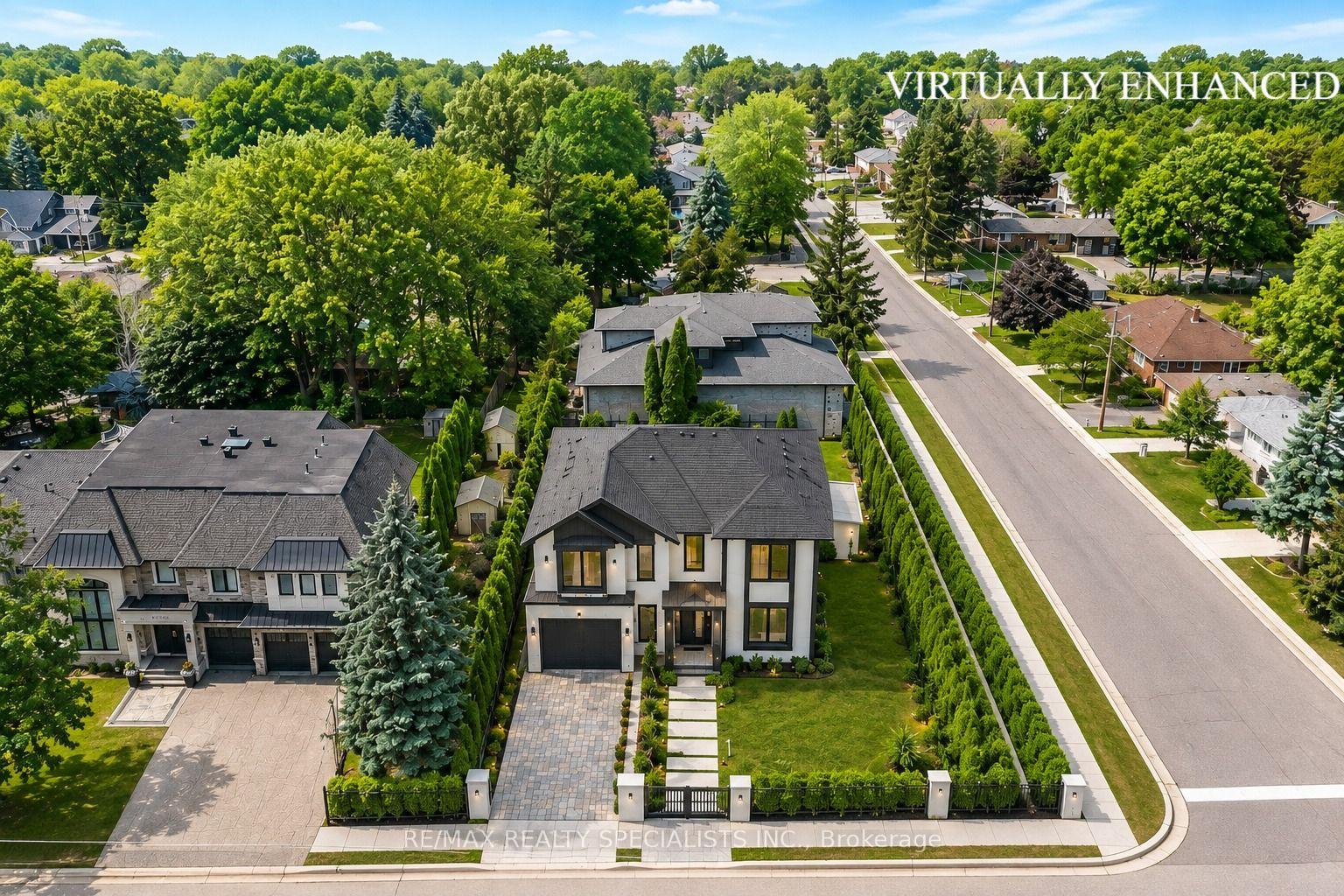 Photo 2 of 173 Victoria Street, Caledon, Bolton East — HOMEH