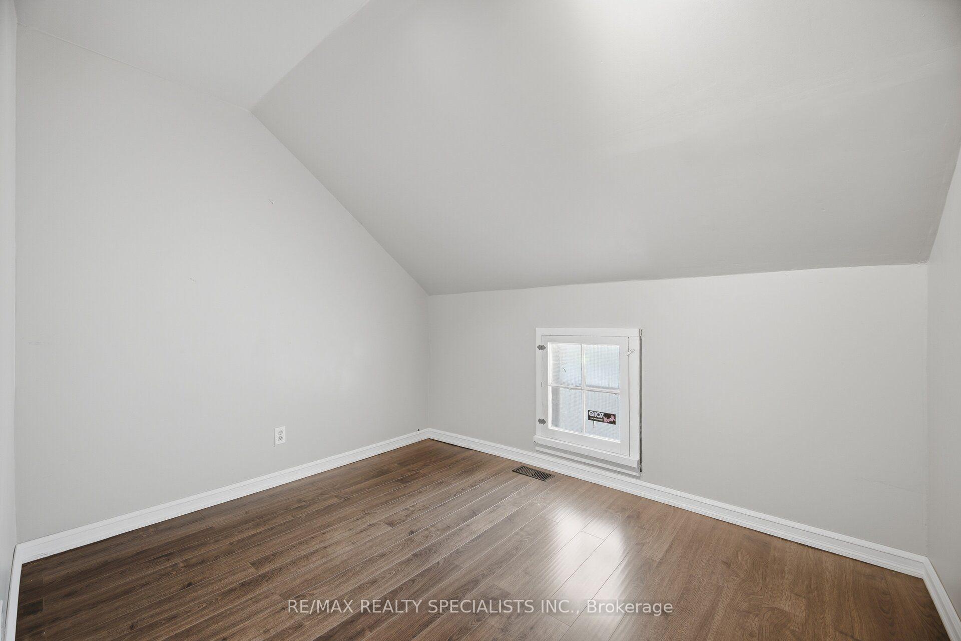 Photo 46 of 173 Victoria Street, Caledon, Bolton East — HOMEH