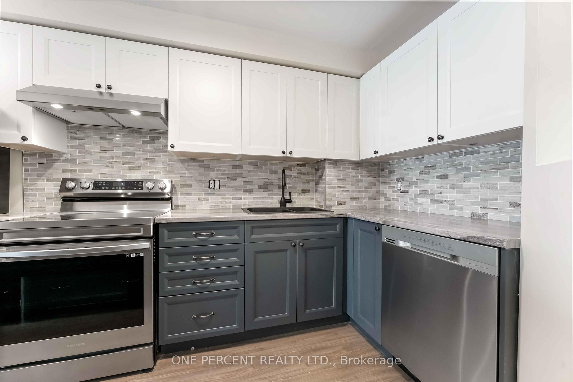 Photo 3 of Unit A, 6643 Bilberry Drive, Ottawa, Convent Glen North — HOMEH